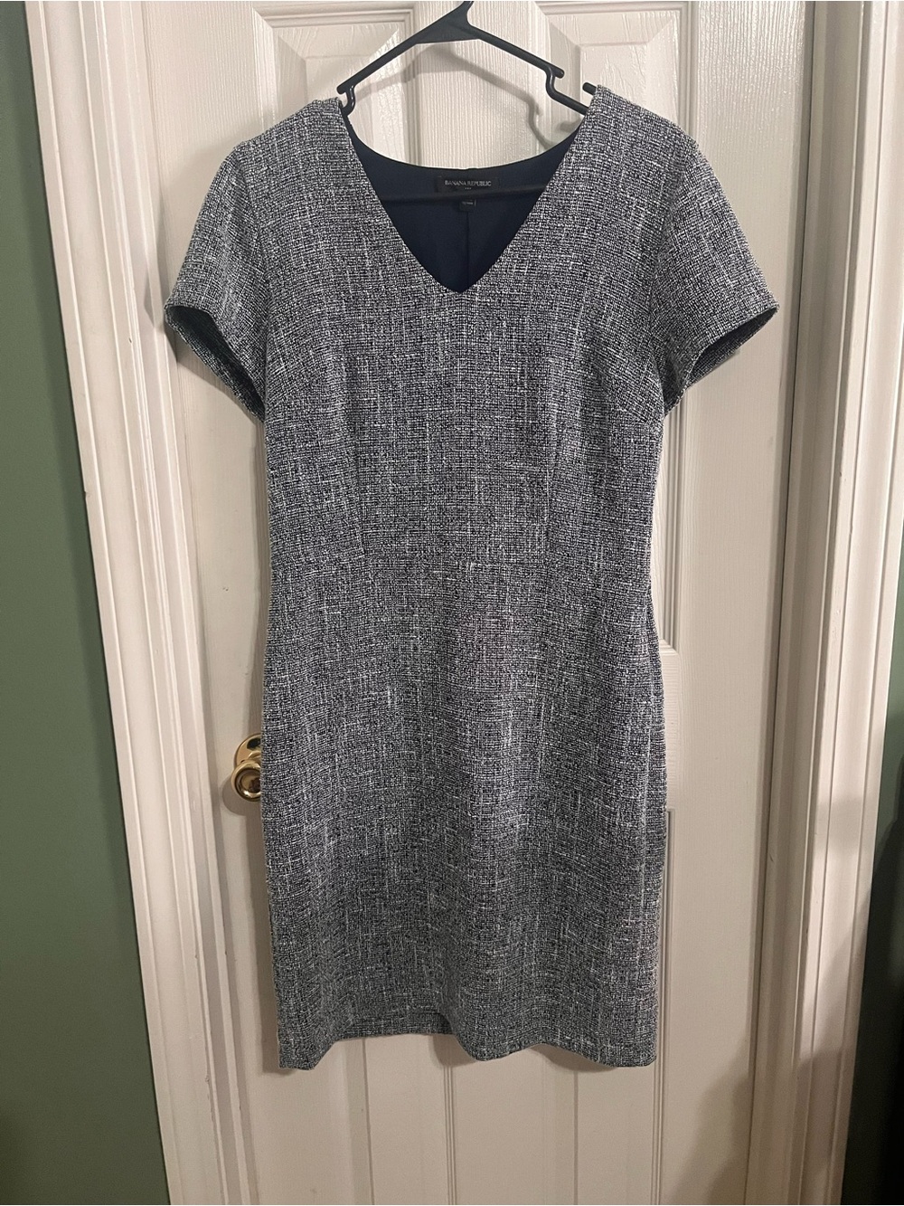 Banana Republic Navy Textured V-Neck Midi Dress 8